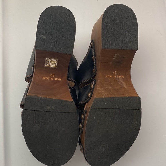 Free People Libra Fisherman Clogs - Picture 9 of 9